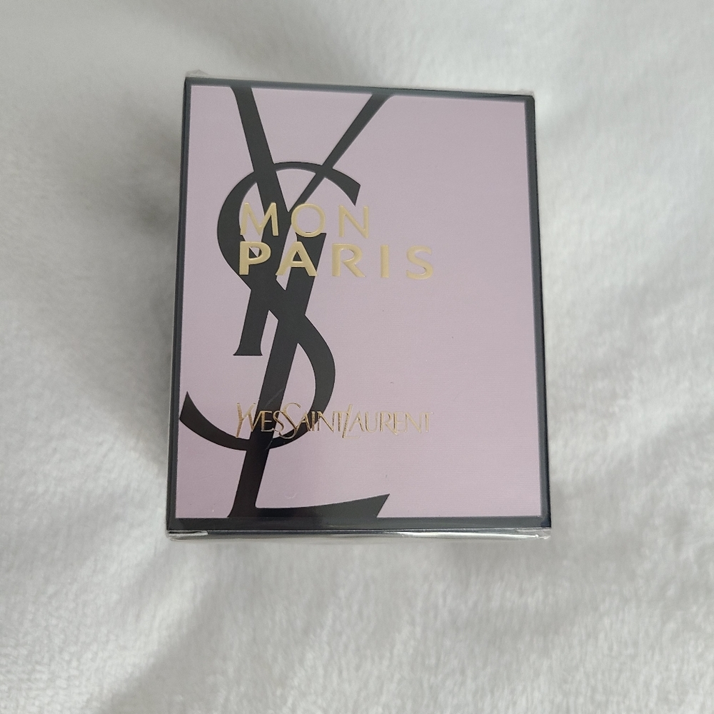 1 YSL Mon Paris candle. Yves Saint laurent